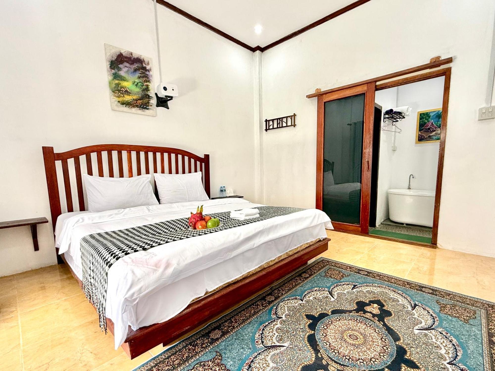 לואנג פרבאנג Xin Ya Duo Hotel מראה חיצוני תמונה