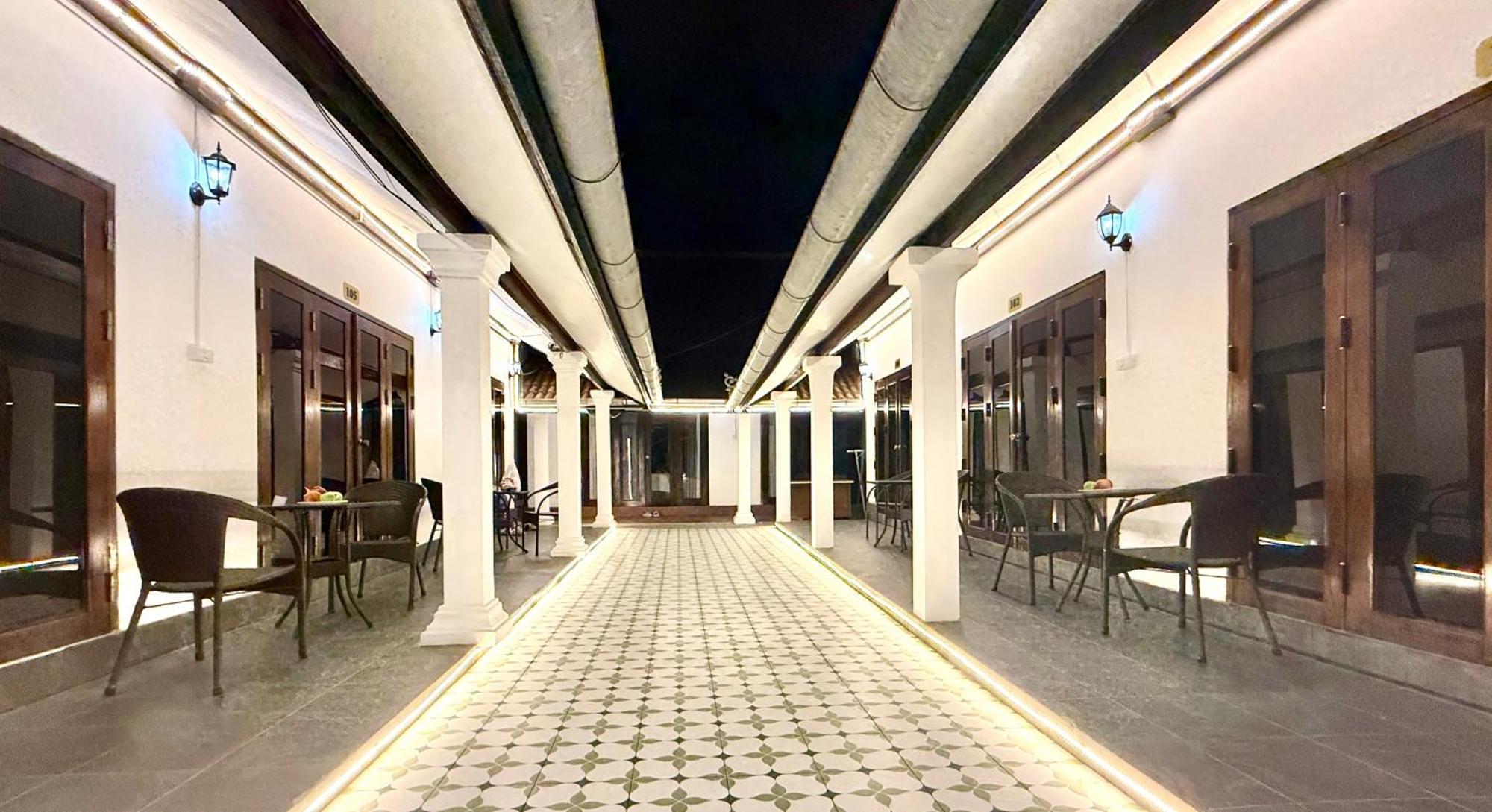 לואנג פרבאנג Xin Ya Duo Hotel מראה חיצוני תמונה