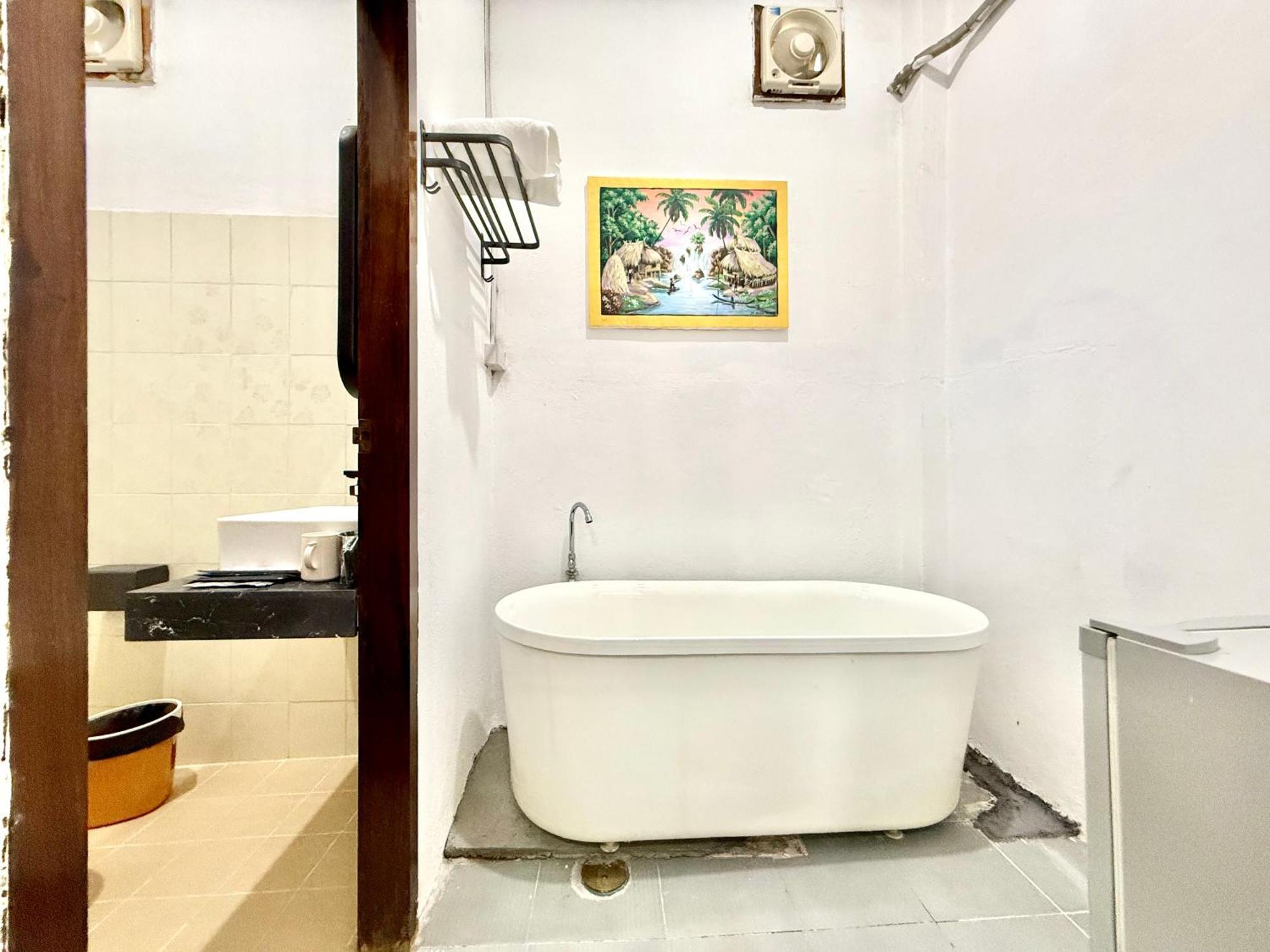 לואנג פרבאנג Xin Ya Duo Hotel מראה חיצוני תמונה