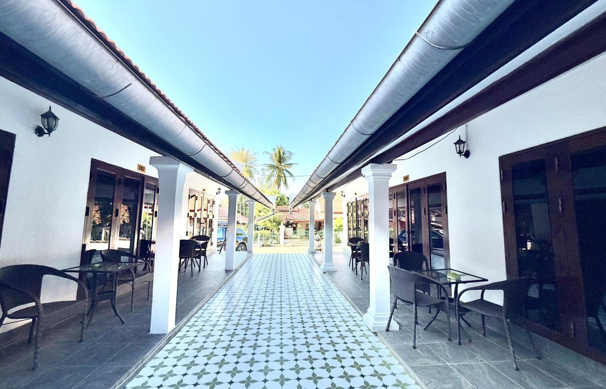 לואנג פרבאנג Xin Ya Duo Hotel מראה חיצוני תמונה